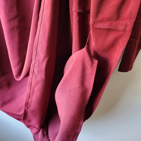 Lark & Ro Deep Red Long Sleeve Dress NWOT Keyhole Twist Knee length Classy - Picture 9 of 10